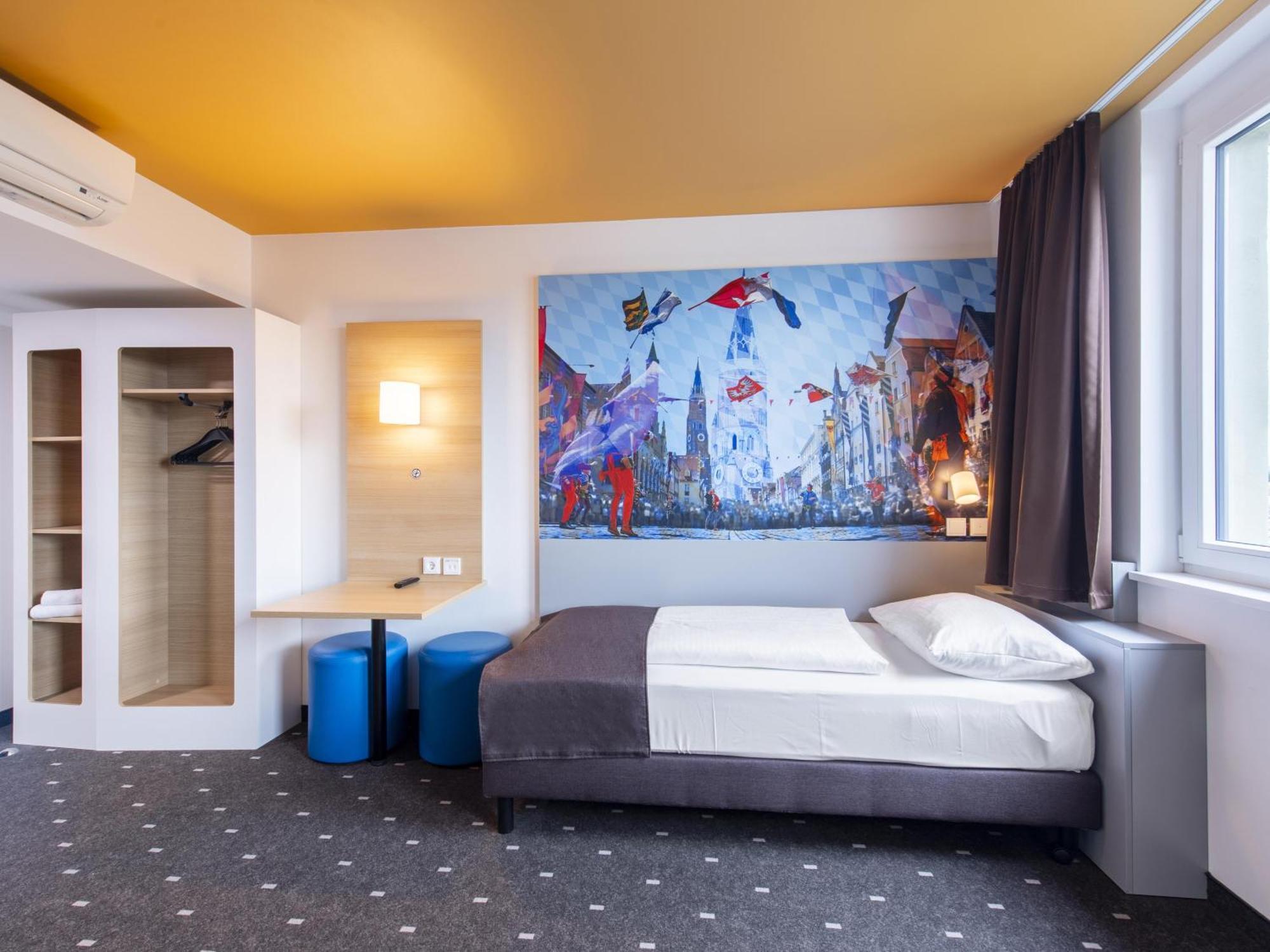 B&B Hotel 란츠후트 외부 사진