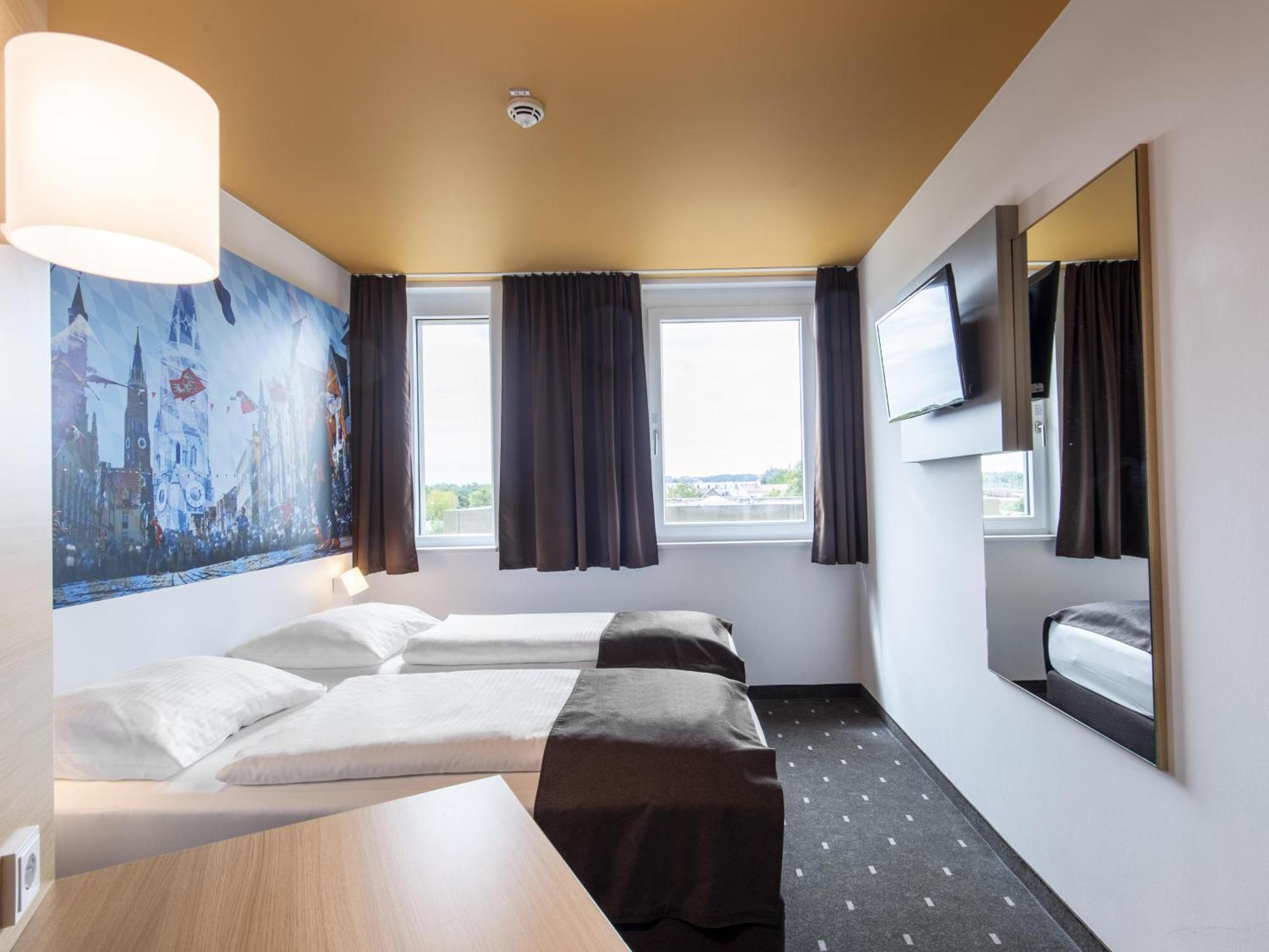 B&B Hotel 란츠후트 외부 사진